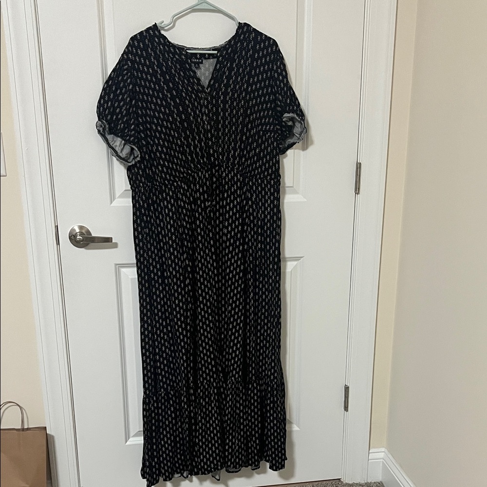 Torrid Black and White Geometric Maxi Dress
